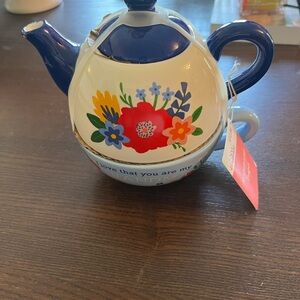 Floral Blue Teapot Set